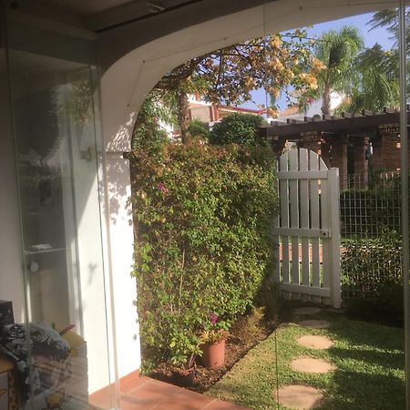 2 Bed Apartment In San Pedro Marbella Bagian luar foto