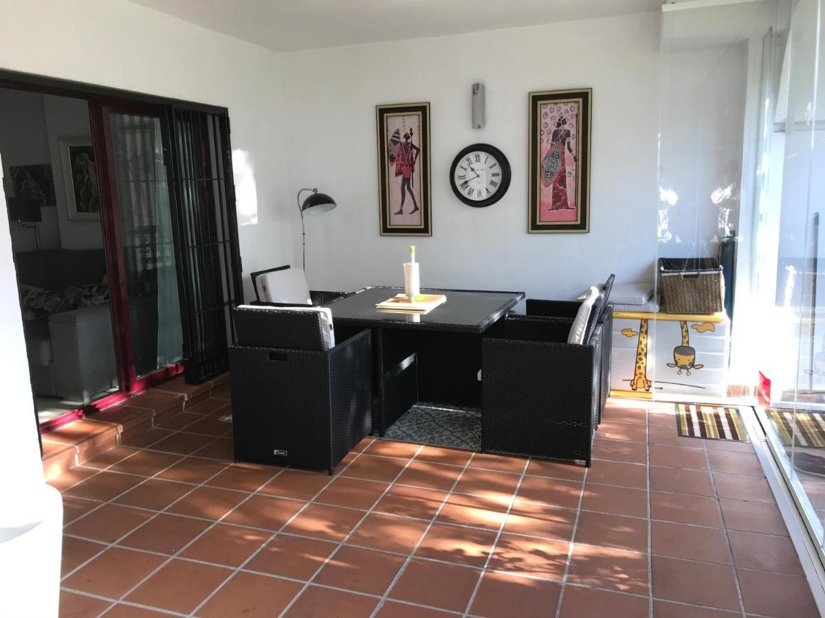 2 Bed Apartment In San Pedro Marbella Bagian luar foto